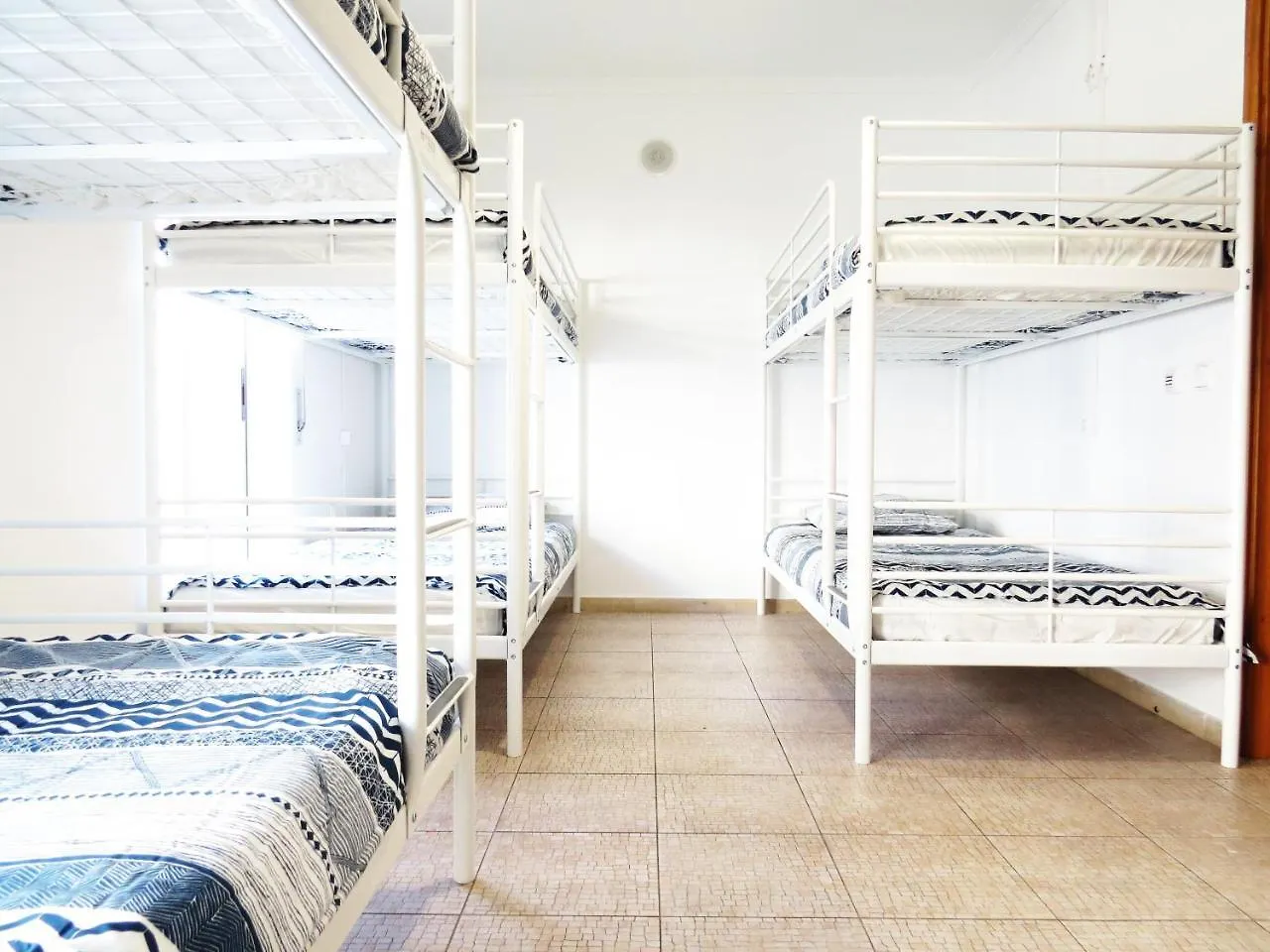 The 17 Party Hostel Λάγος