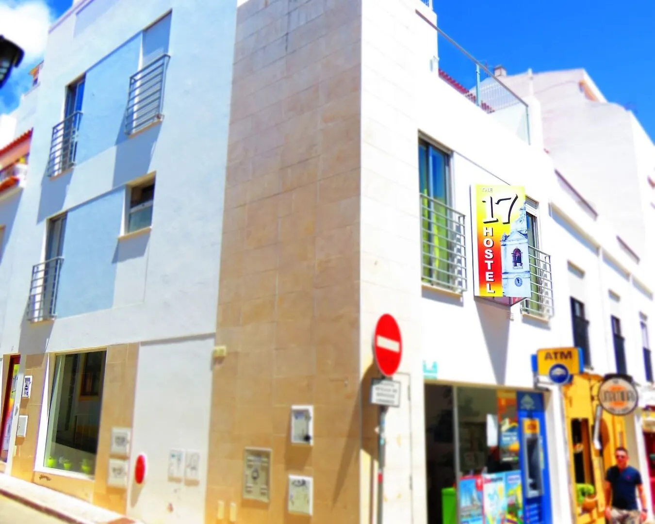 The 17 Party Hostel Λάγος